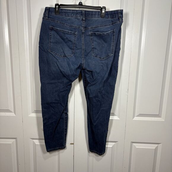 Ava & Viv Jeans Sz 18 Mid Rise Skinny Stretch Dark Wash Denim Plus Size Core - Picture 2 of 8